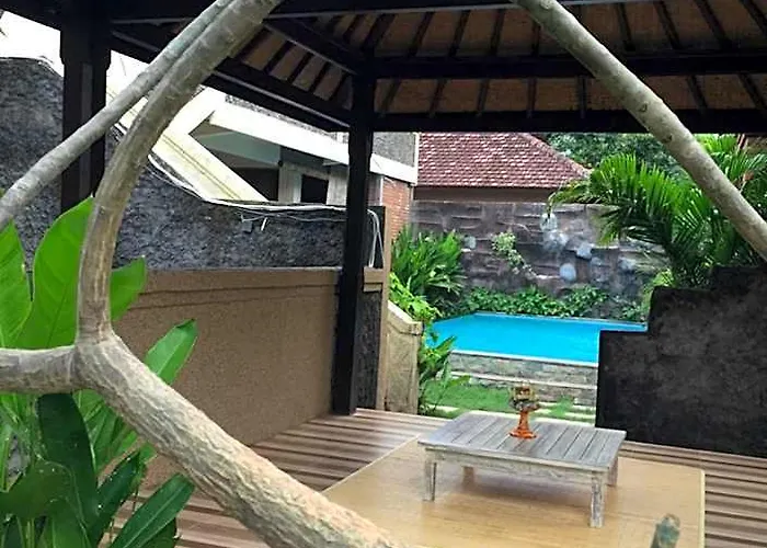 Oma In Pemuteran ホテル 3*